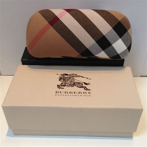 fake burberry sunglasses case
